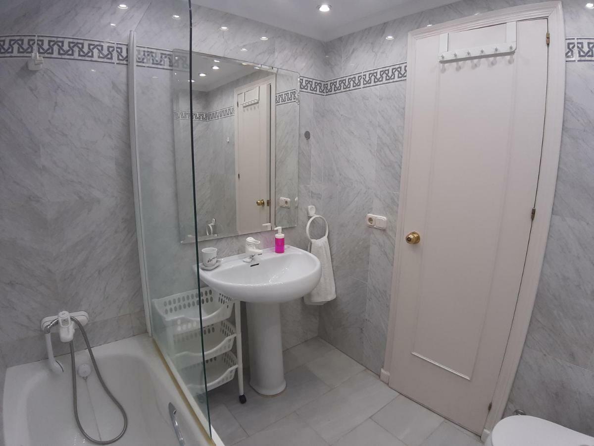 Spacious Beach Flat In Fuengirola - Los Boliches Exteriér fotografie
