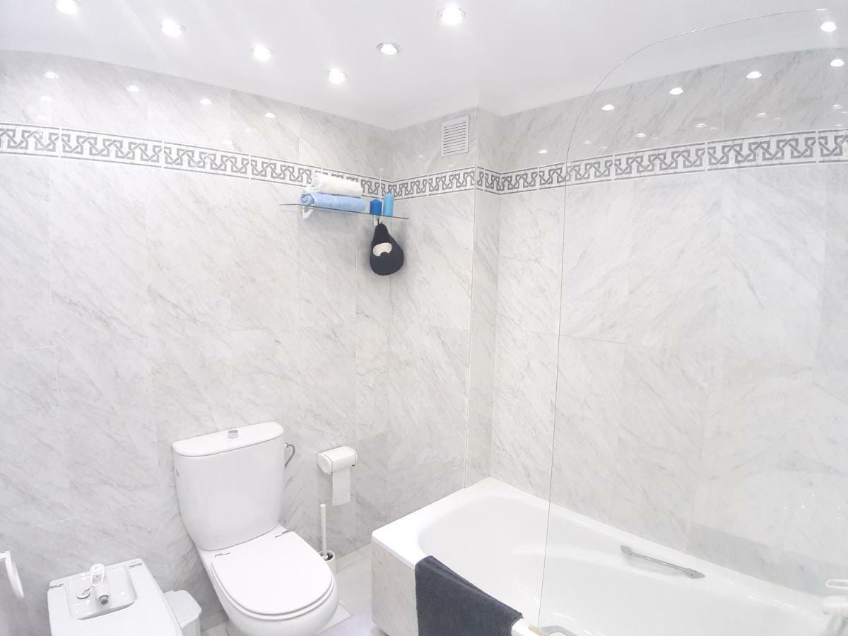 Spacious Beach Flat In Fuengirola - Los Boliches Exteriér fotografie
